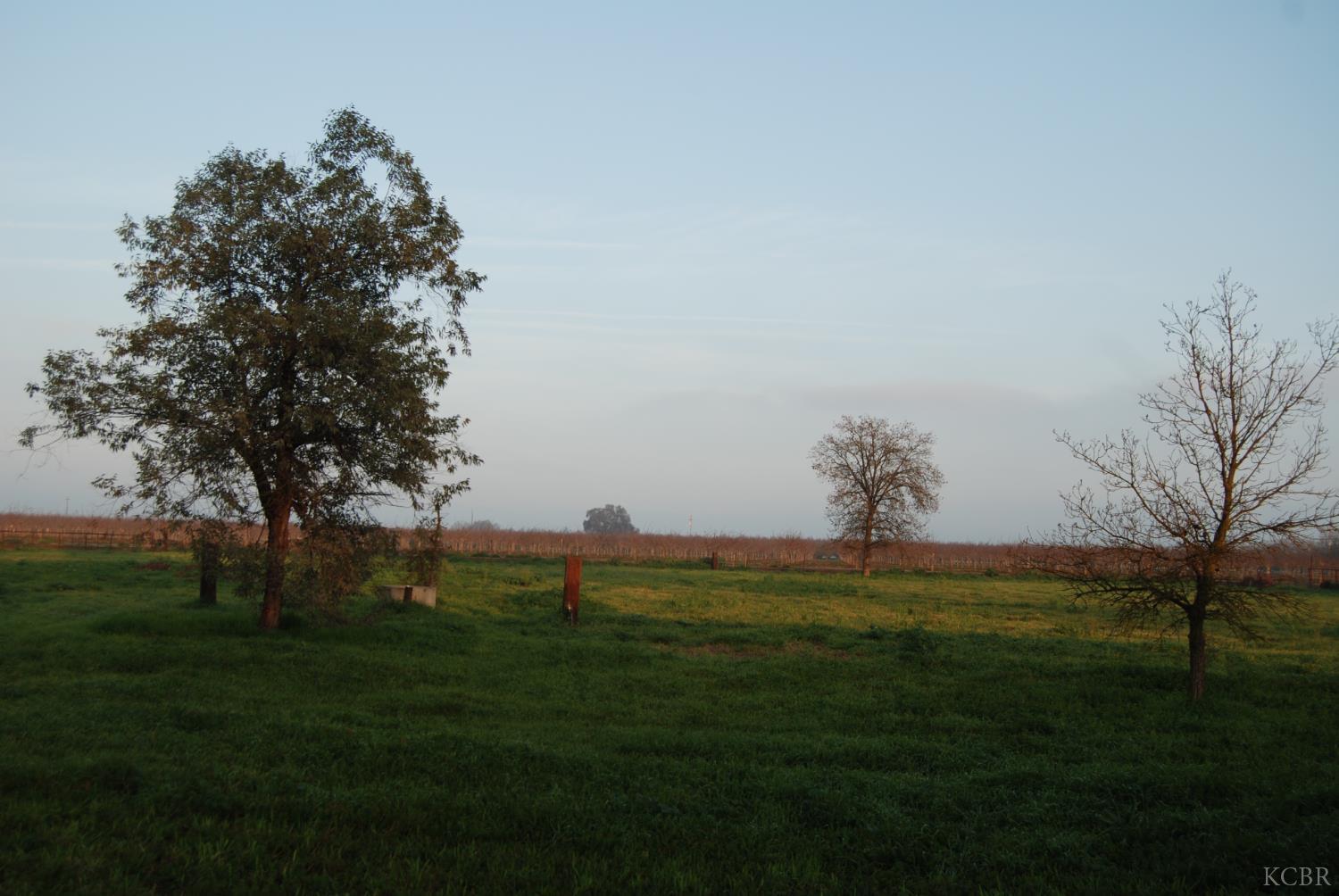 6195 11th Ave, Hanford, CA 93230