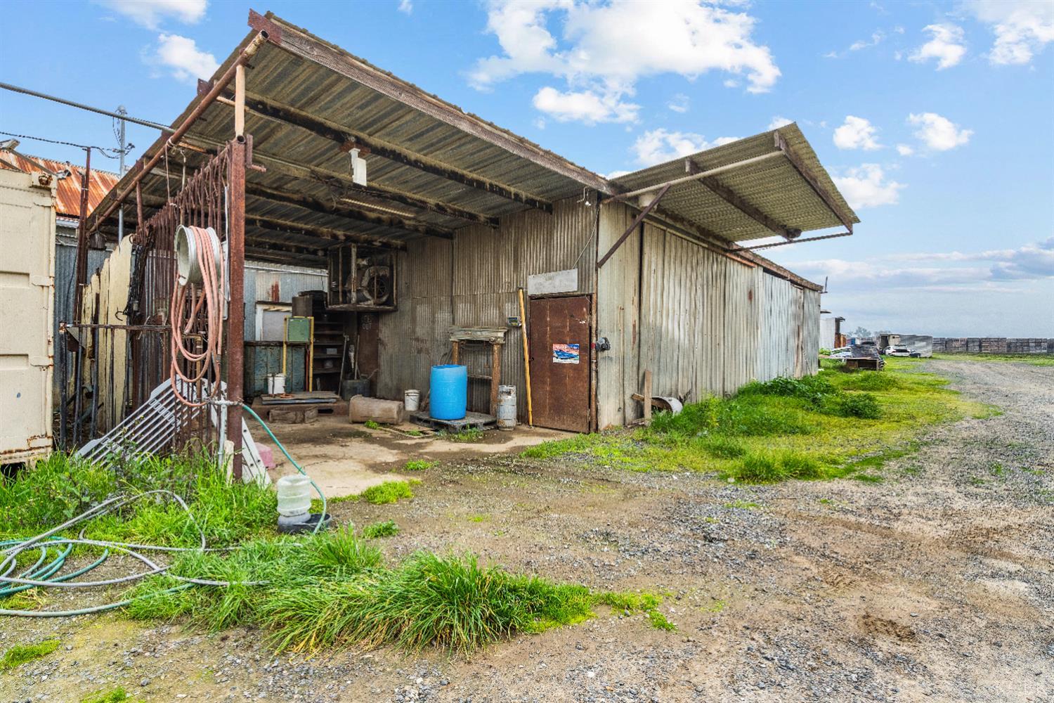 9999 Lacey Blvd, Hanford, CA 93230