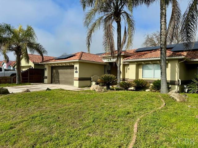 982 Cedarwood St, Hanford, CA 93230