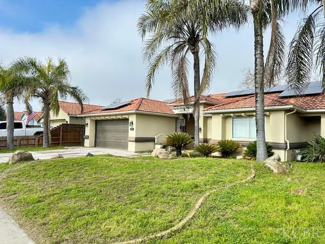 982 Cedarwood St, Hanford, CA 93230