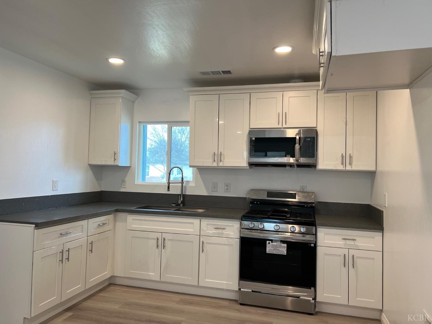 1901 Patterson Ave, Corcoran, CA 93212