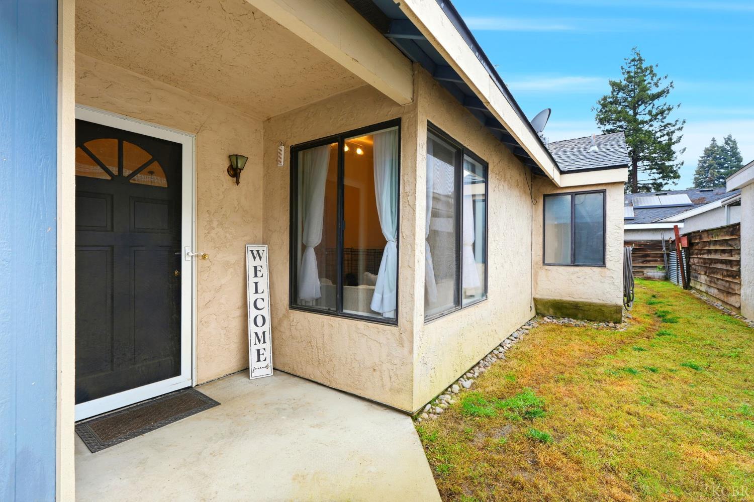 1804 E Vine Ave, Visalia, CA 93292