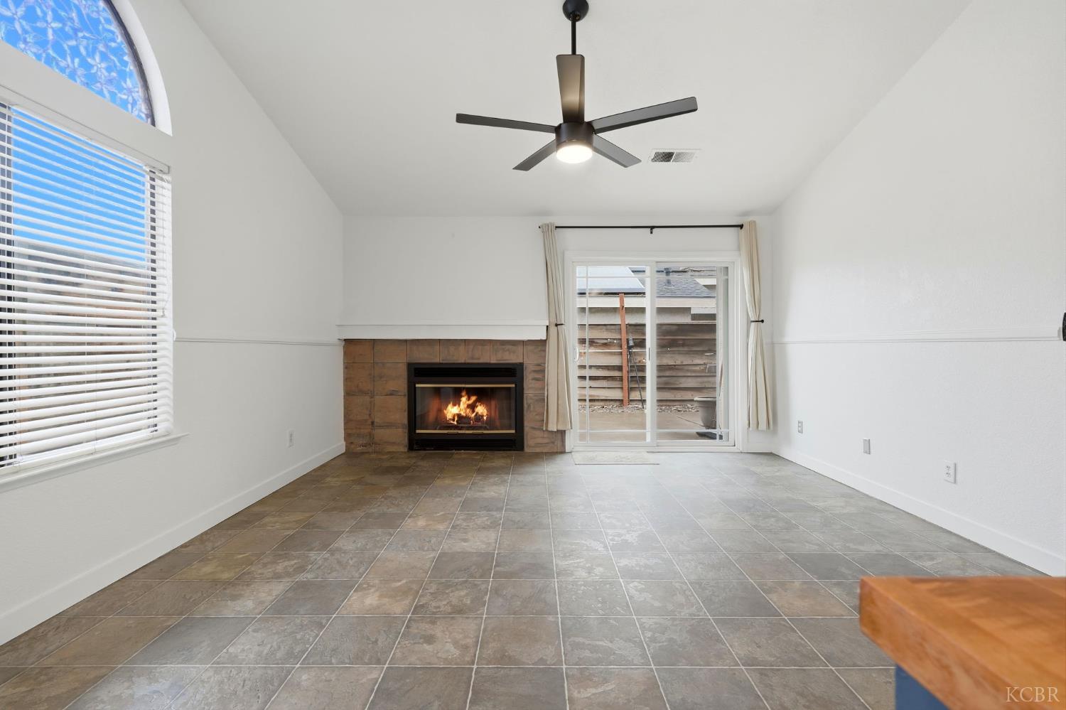 1804 E Vine Ave, Visalia, CA 93292