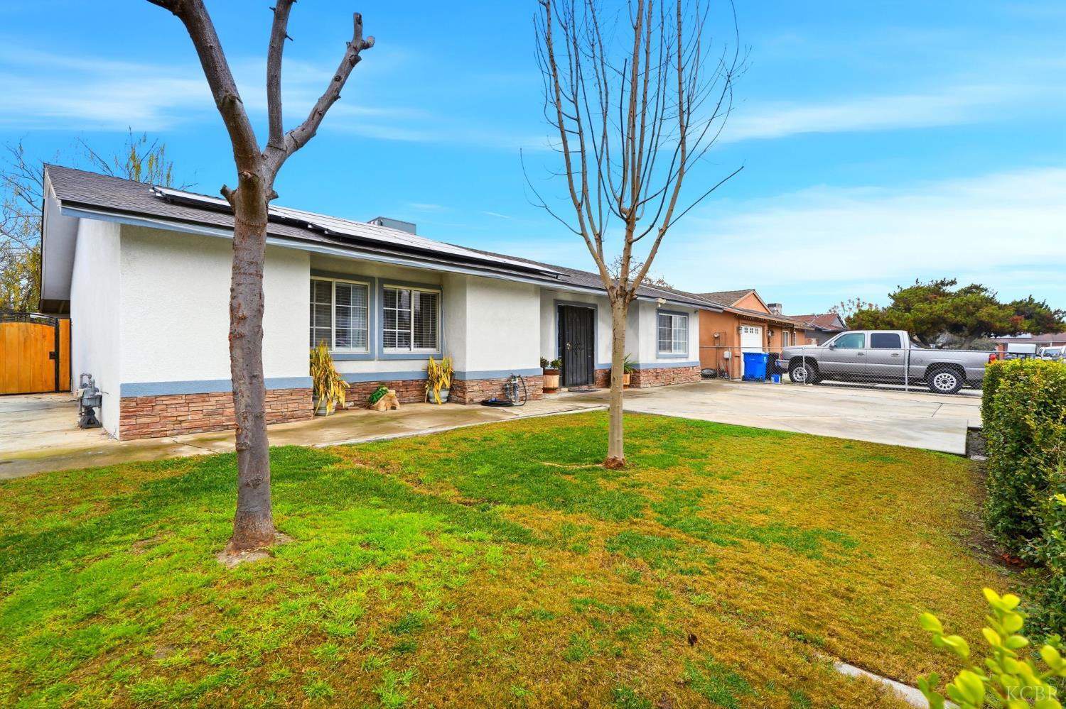 2414 Strepy Ave, Corcoran, CA 93212