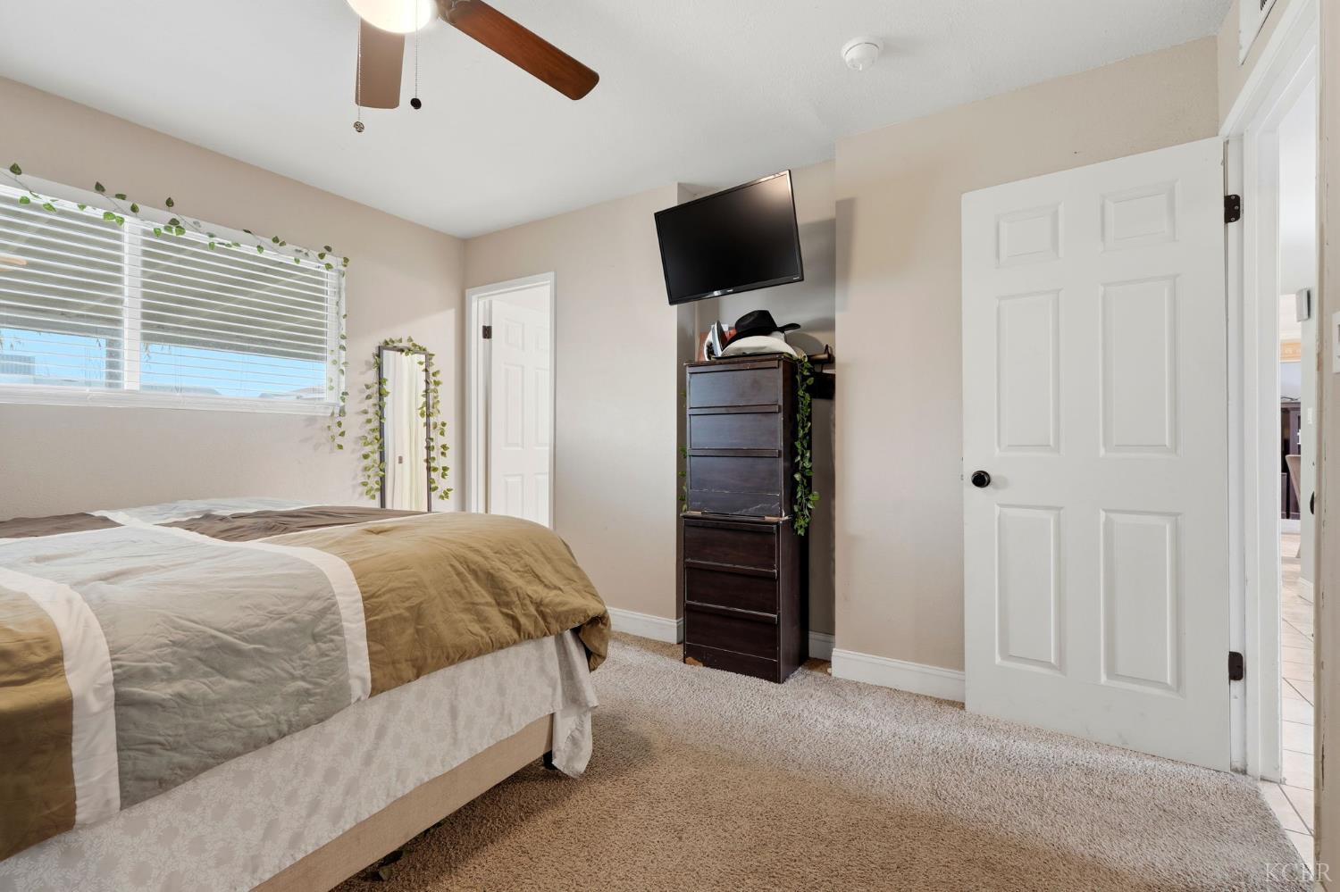 2414 Strepy Ave, Corcoran, CA 93212