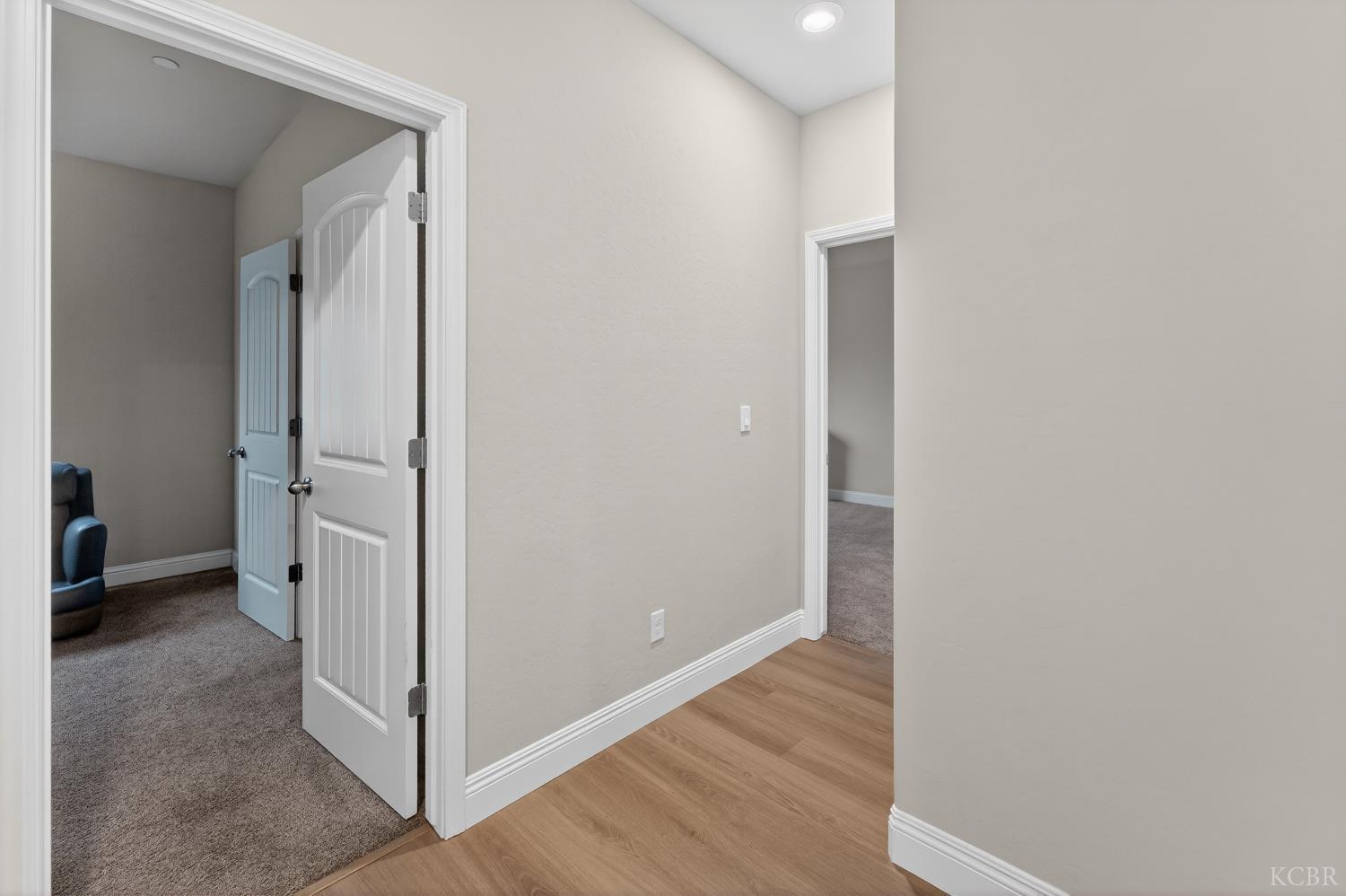 2060 W Hopkins Way, Hanford, CA 93230