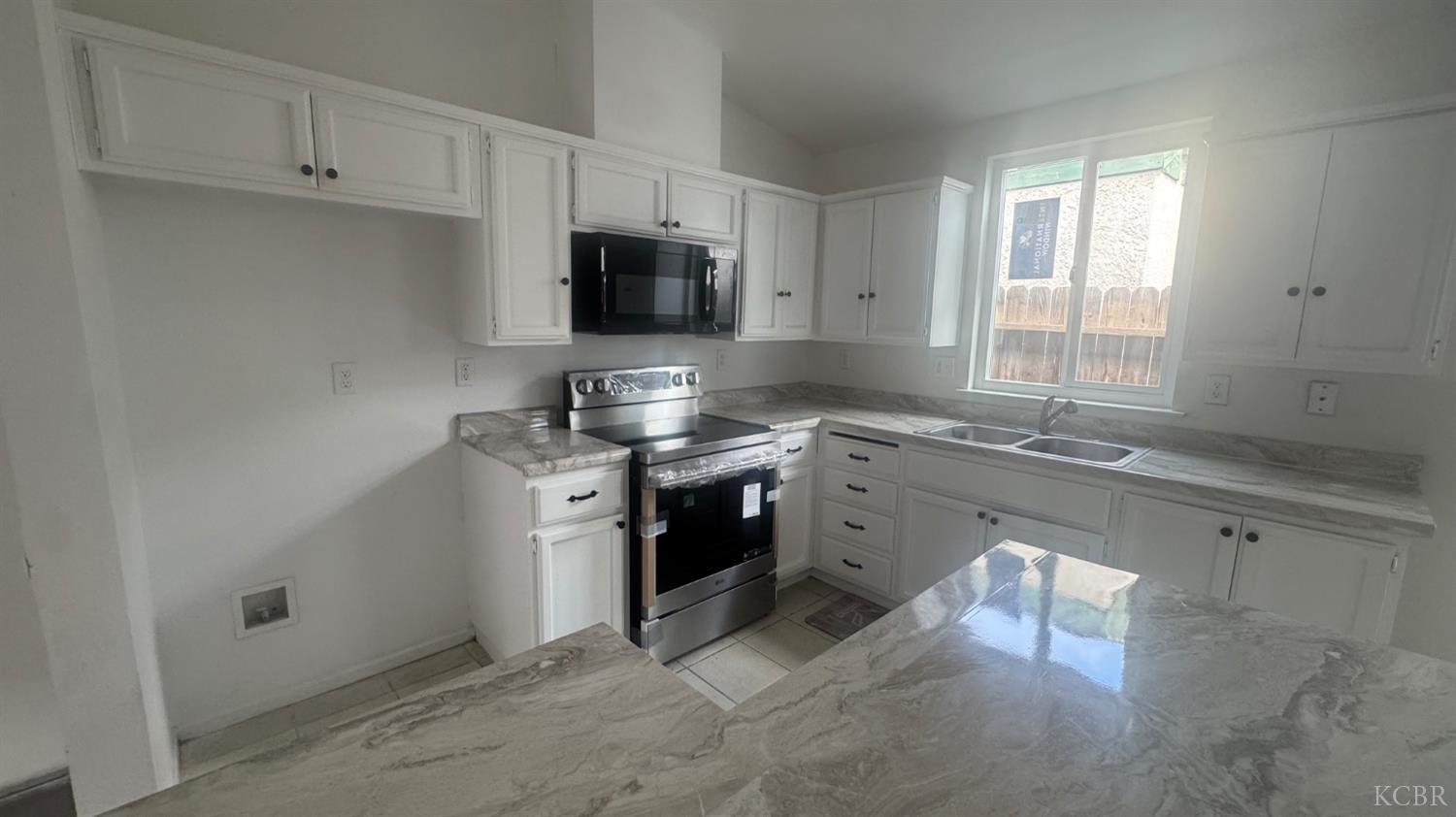 1813 Josephine Ave, Corcoran, CA 93212