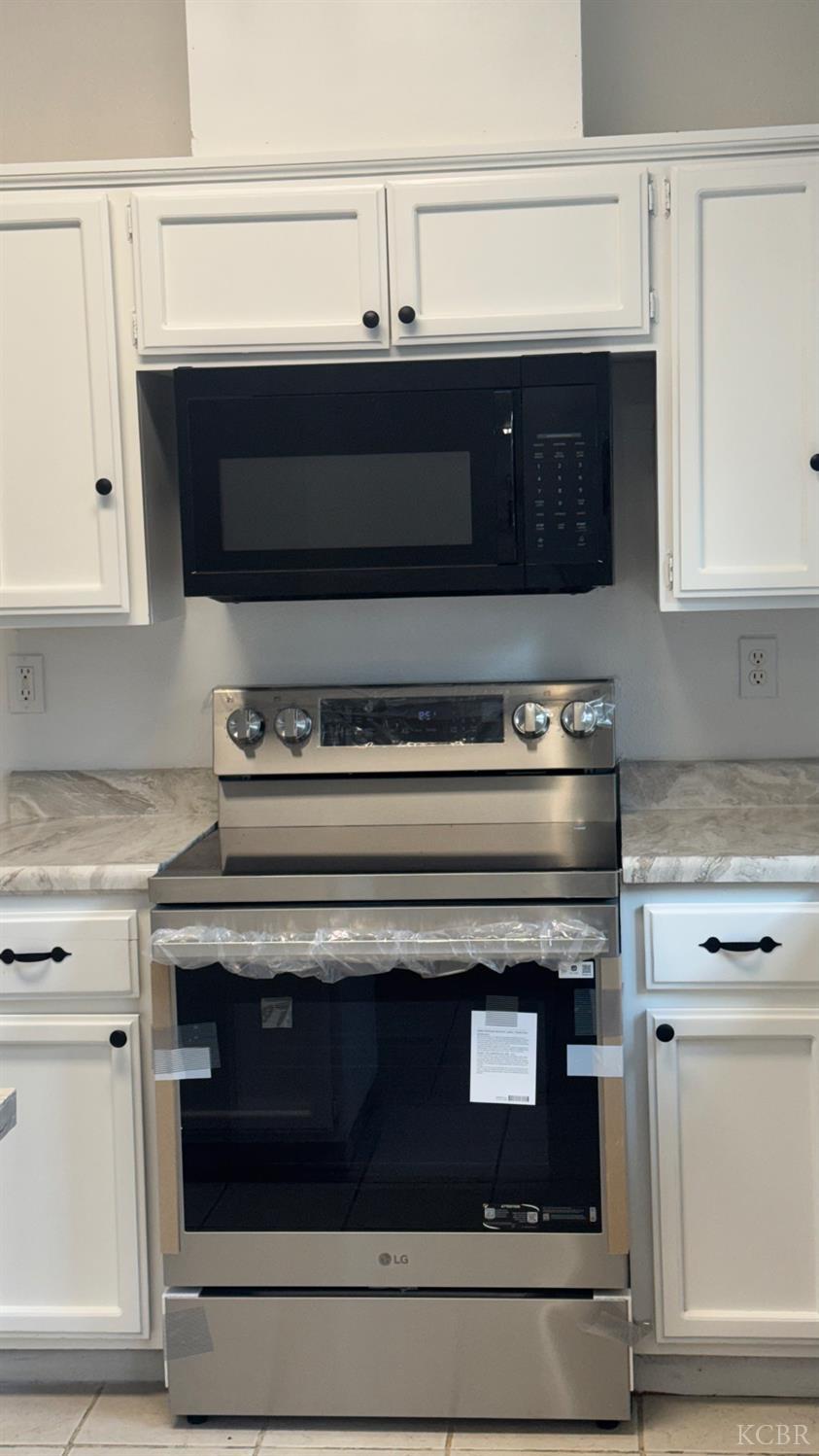 1813 Josephine Ave, Corcoran, CA 93212