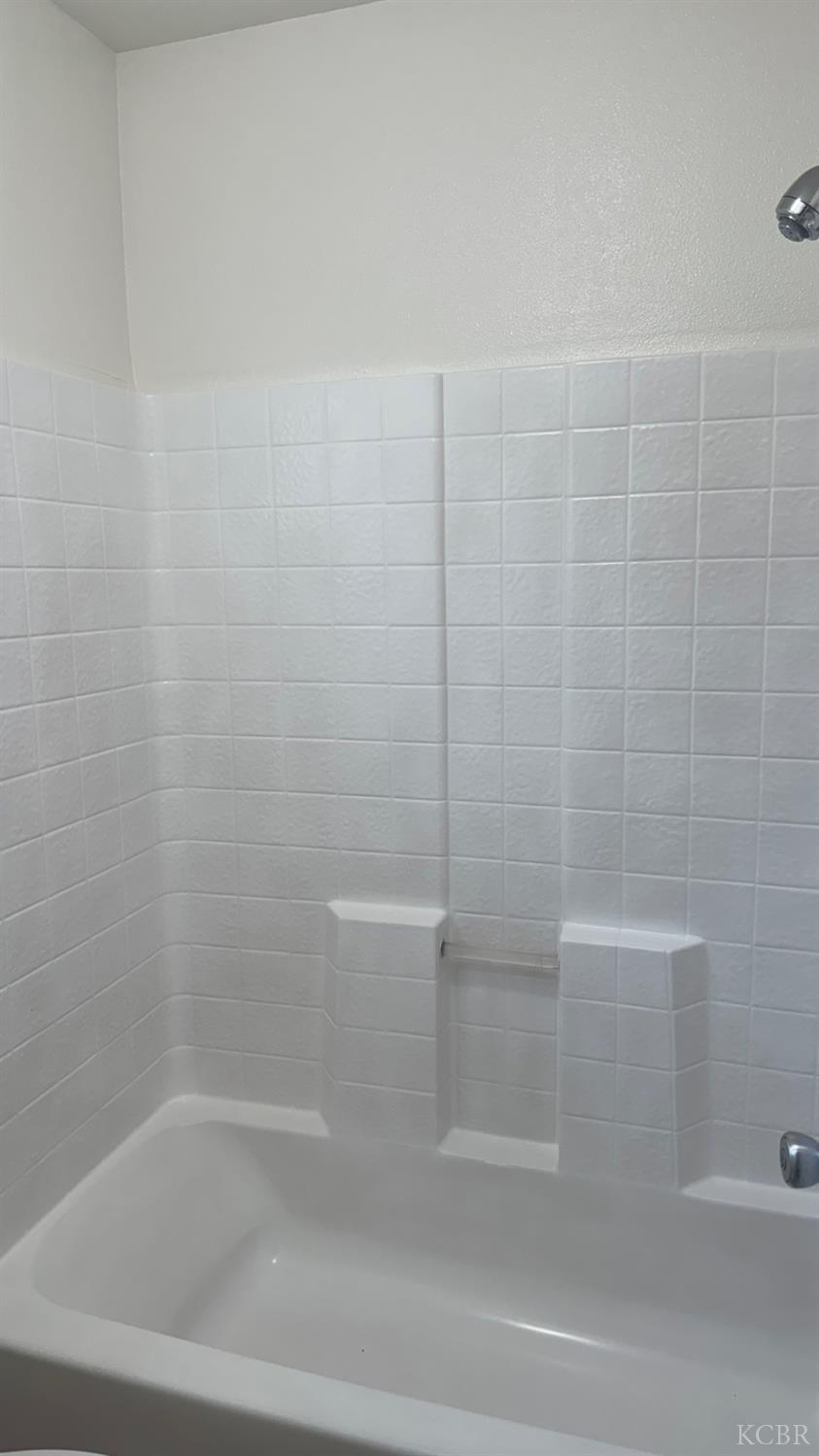 1813 Josephine Ave, Corcoran, CA 93212