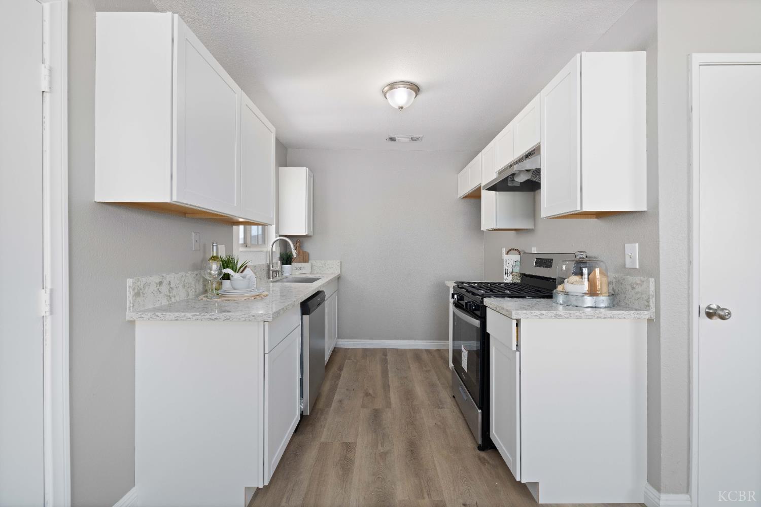 8137 Walpole Ave, California City, CA 93505