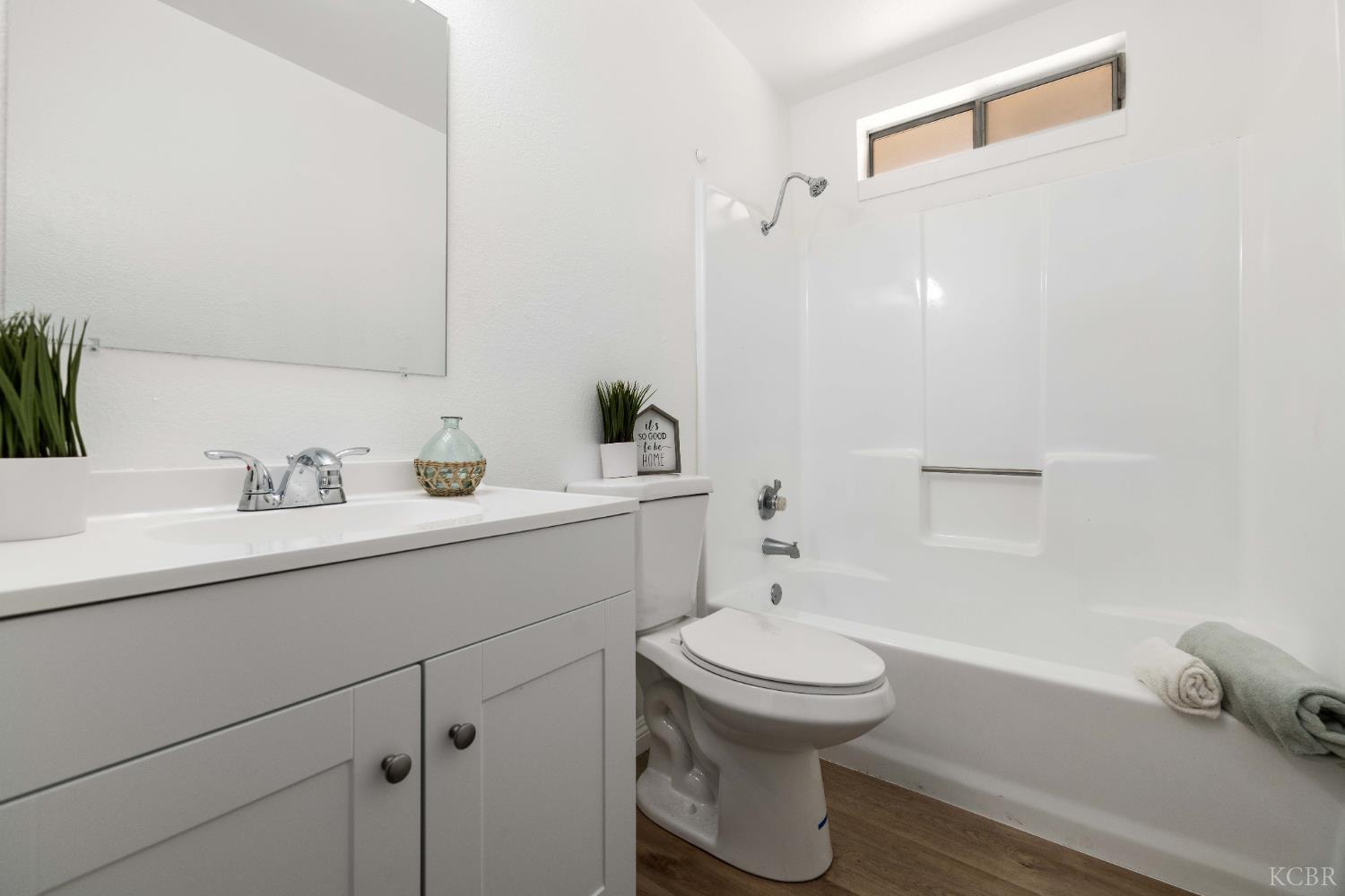 8137 Walpole Ave, California City, CA 93505