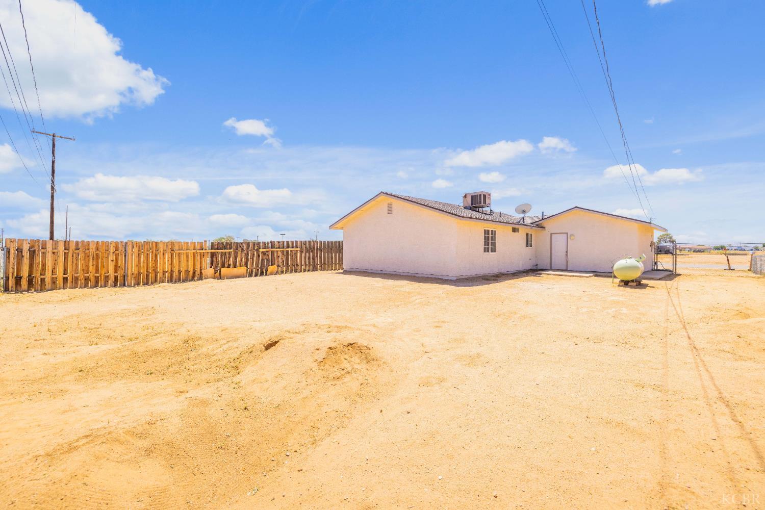 8137 Walpole Ave, California City, CA 93505