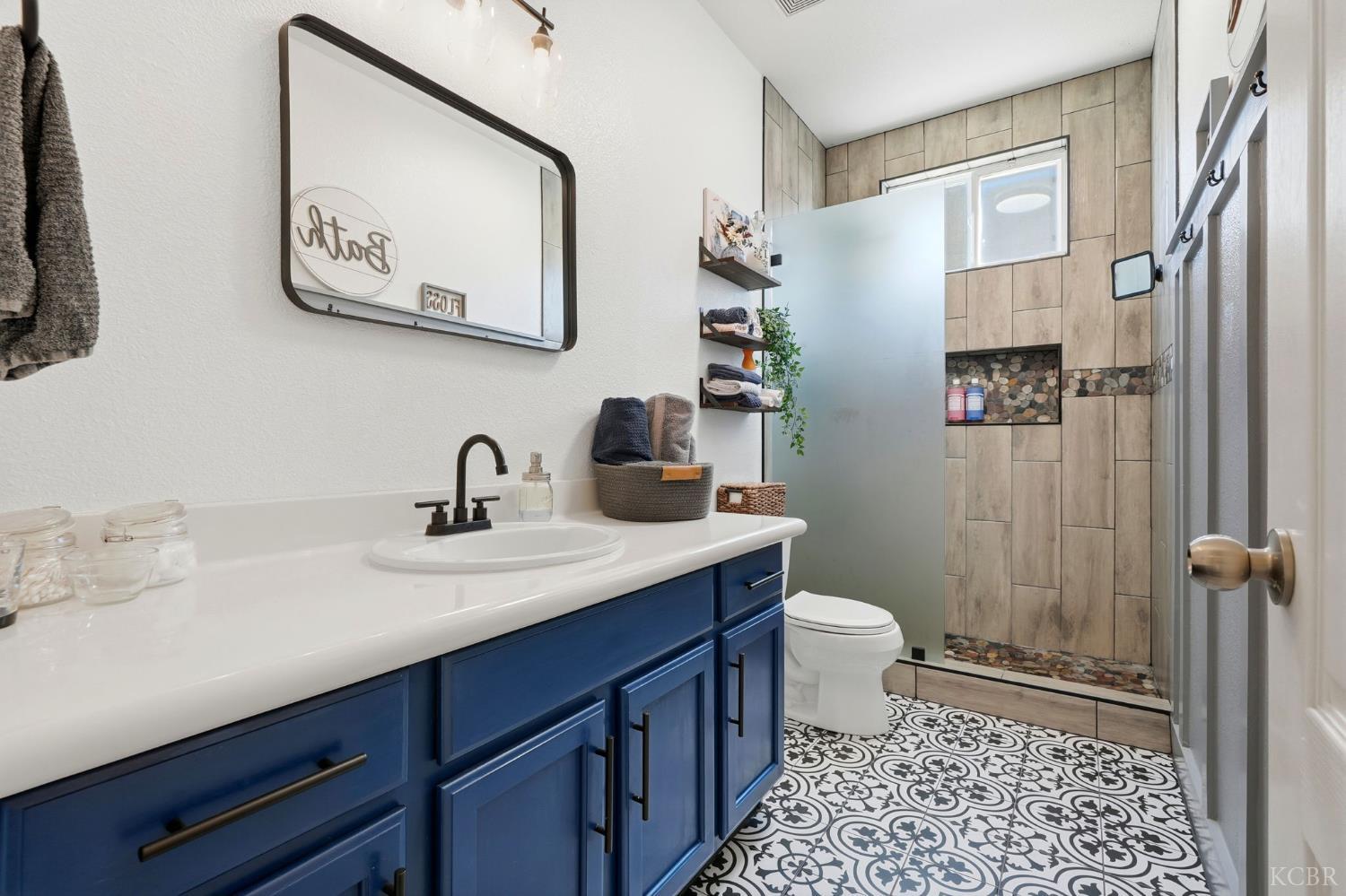 1528 Castoro Way, Hanford, CA 93230