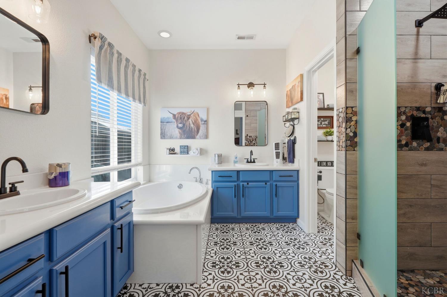 1528 Castoro Way, Hanford, CA 93230