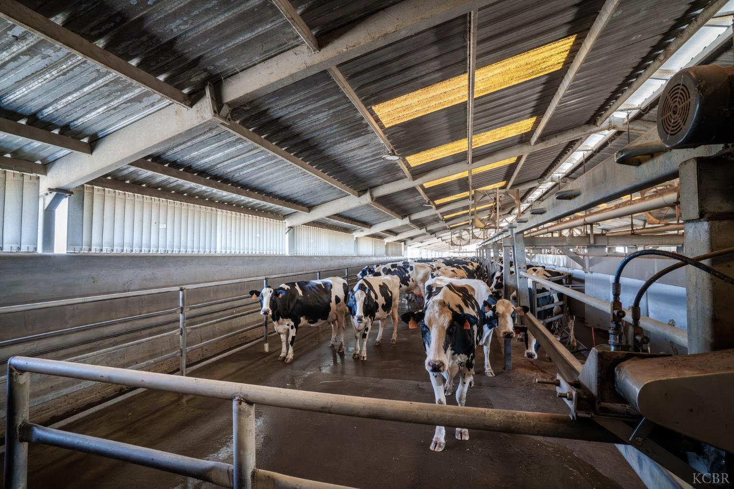 10420 W Manning Ave, Fresno, CA 93706