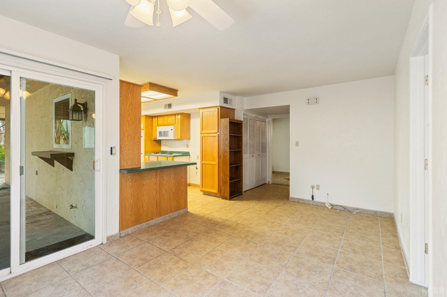 637 Village Green St, Porterville, CA 93257