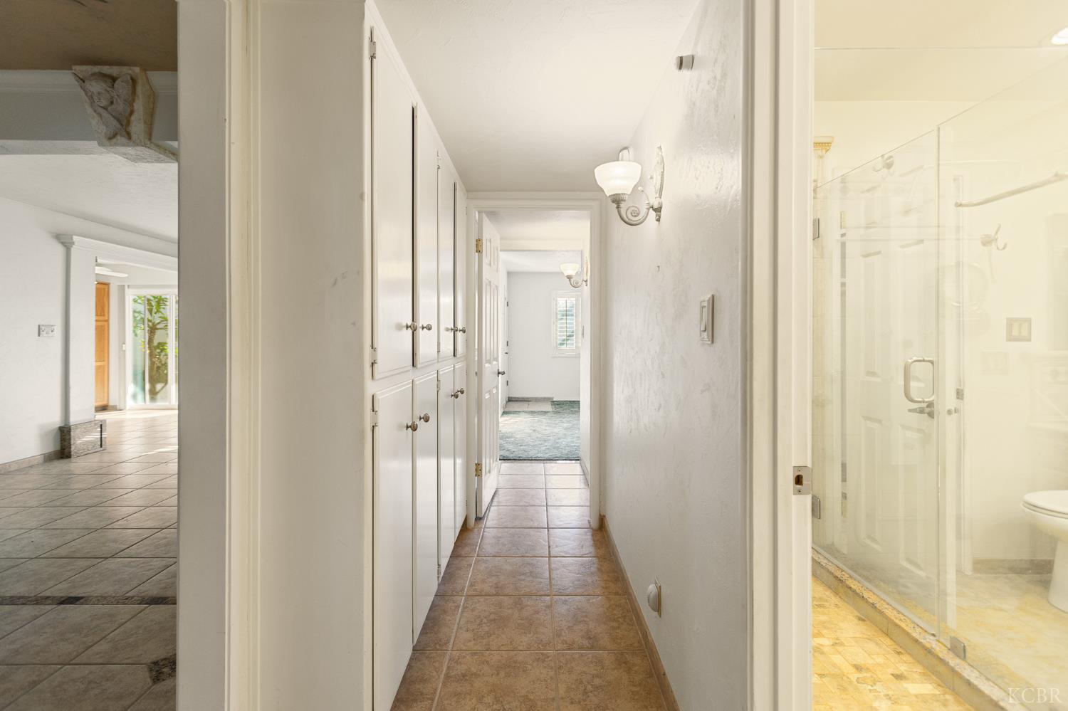 637 Village Green St, Porterville, CA 93257