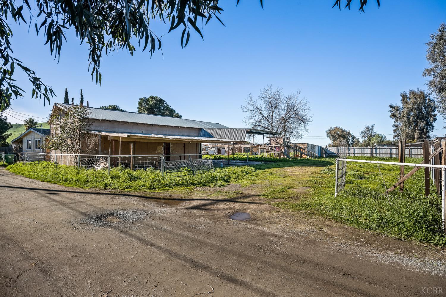 27795 Avenue 146, Porterville, CA 93257