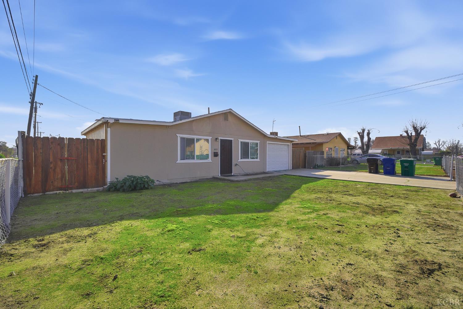 1021 Stanley Ave, Corcoran, CA 93212