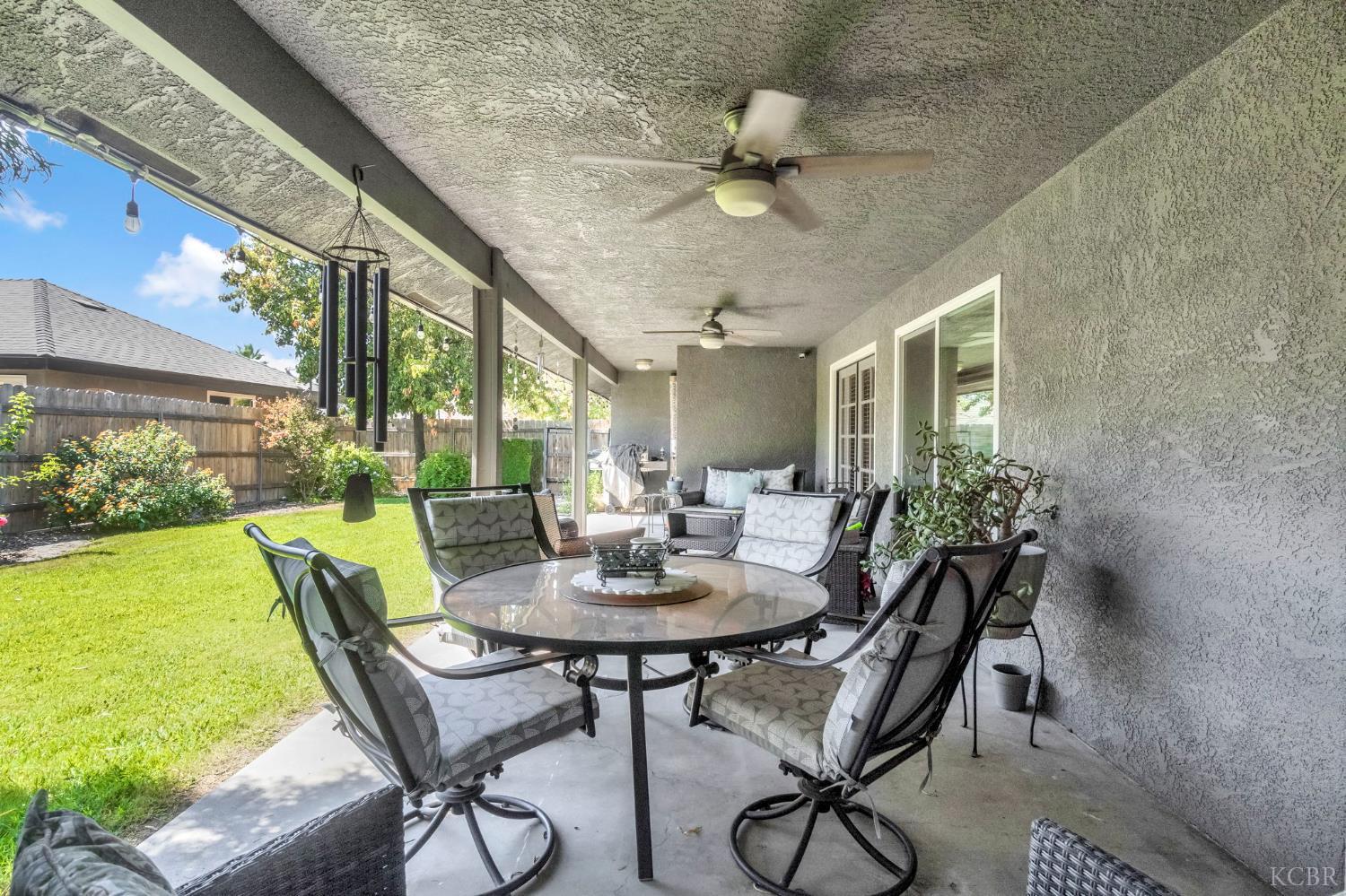 1405 Lincoln Ln, Lemoore, CA 93245