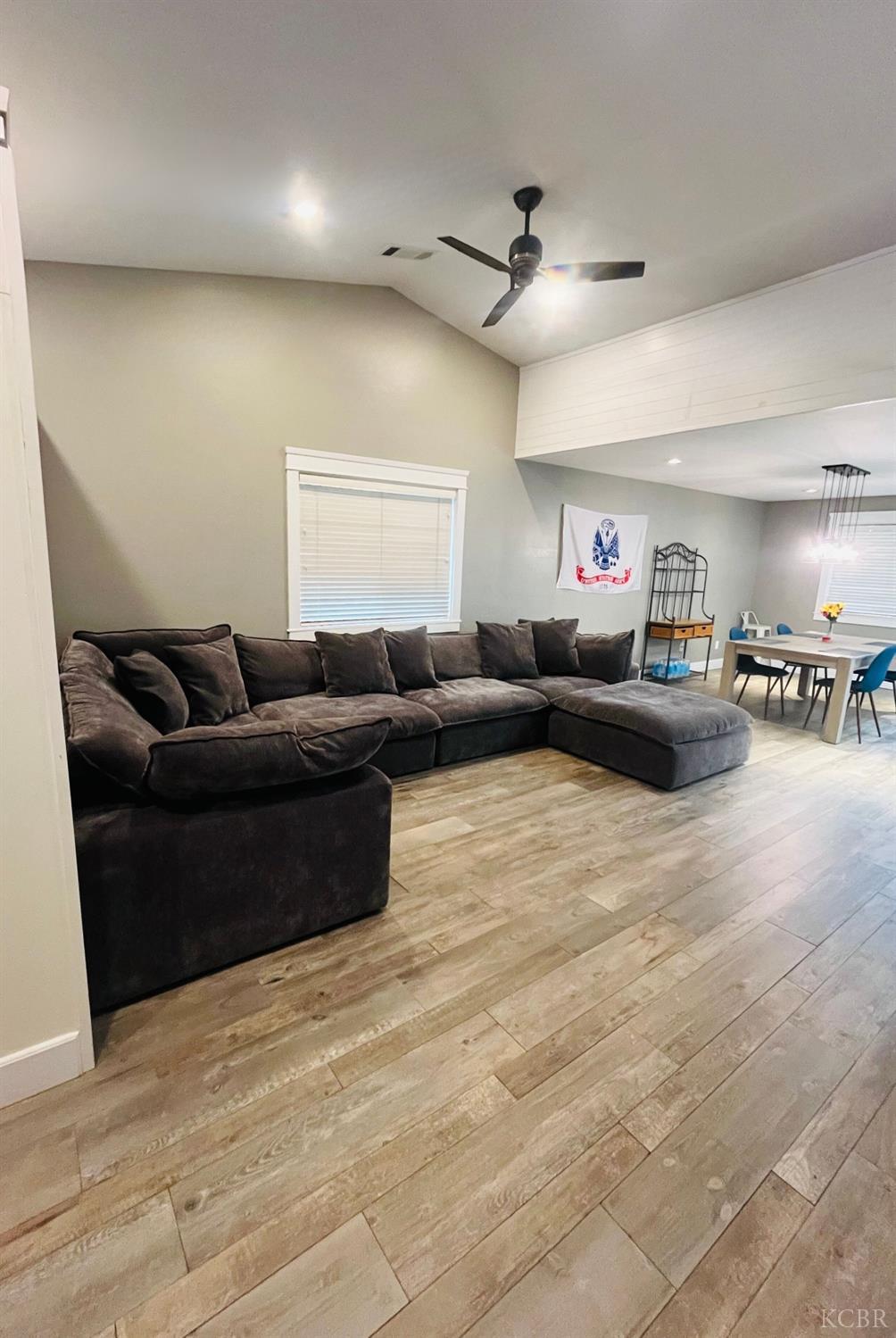 2262 Riesling Ave, Hanford, CA 93230