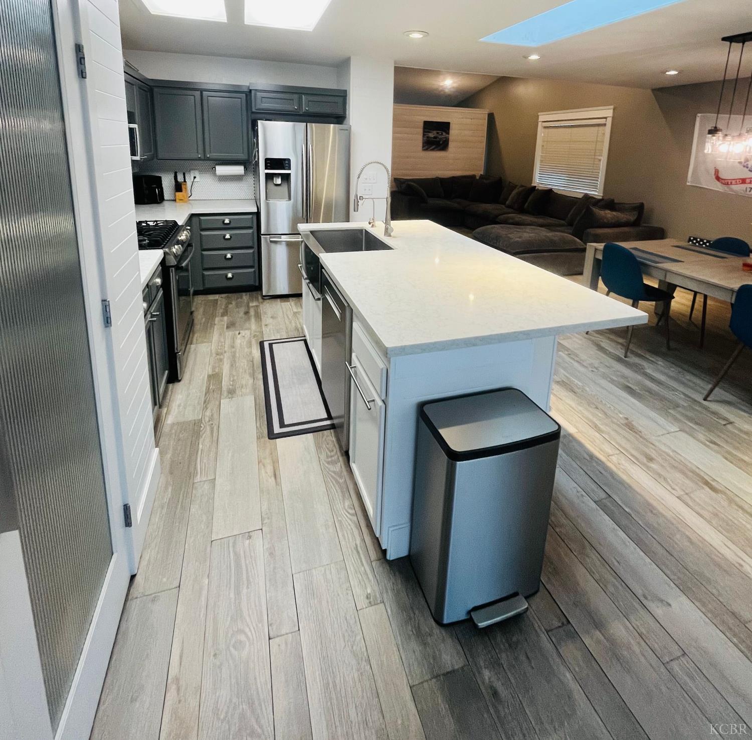 2262 Riesling Ave, Hanford, CA 93230