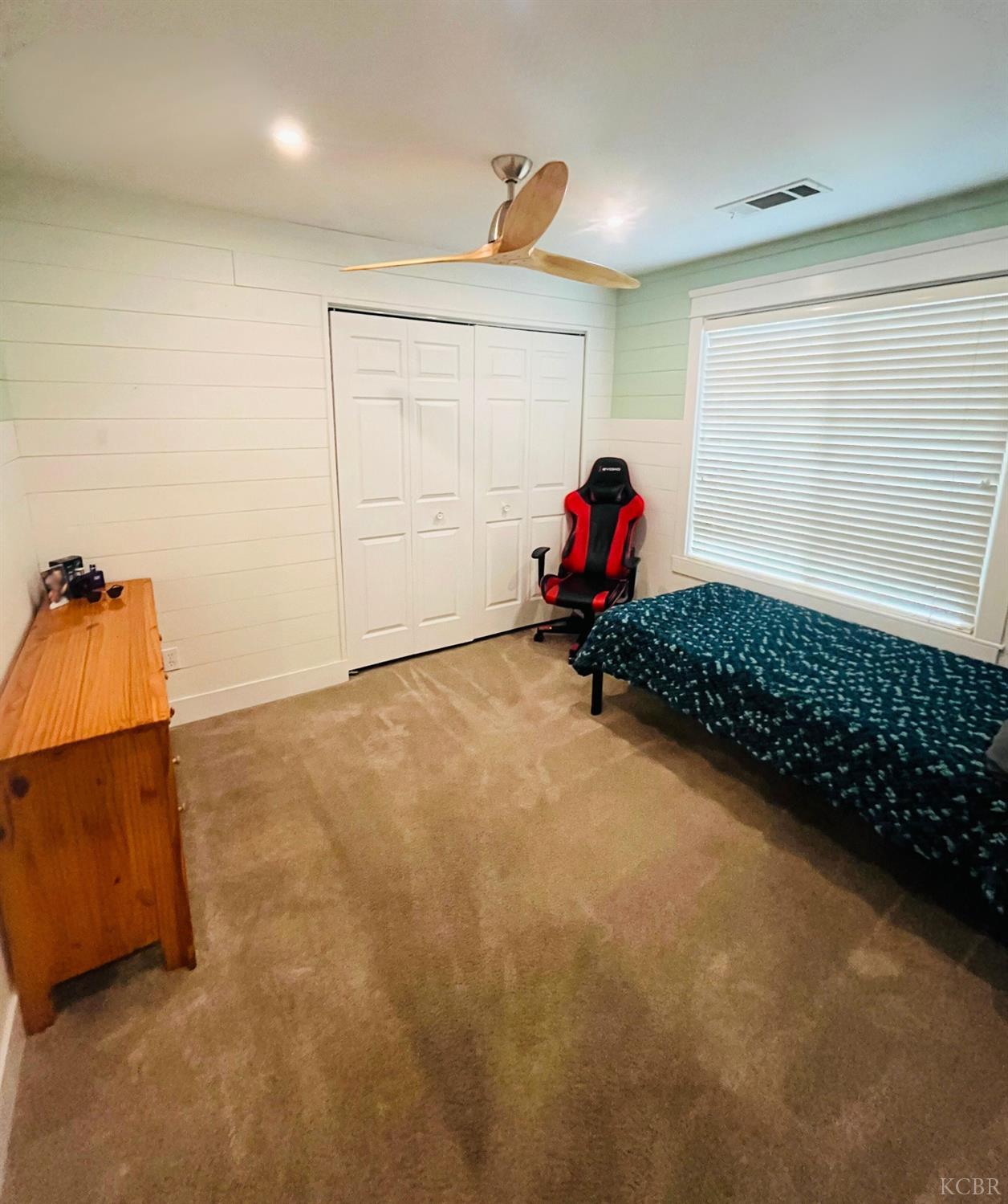 2262 Riesling Ave, Hanford, CA 93230