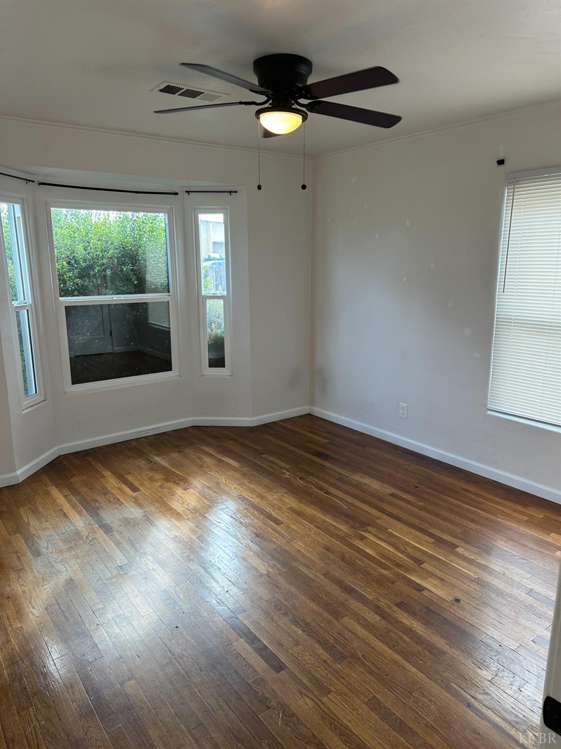 374 Bush St, Lemoore, CA 93245