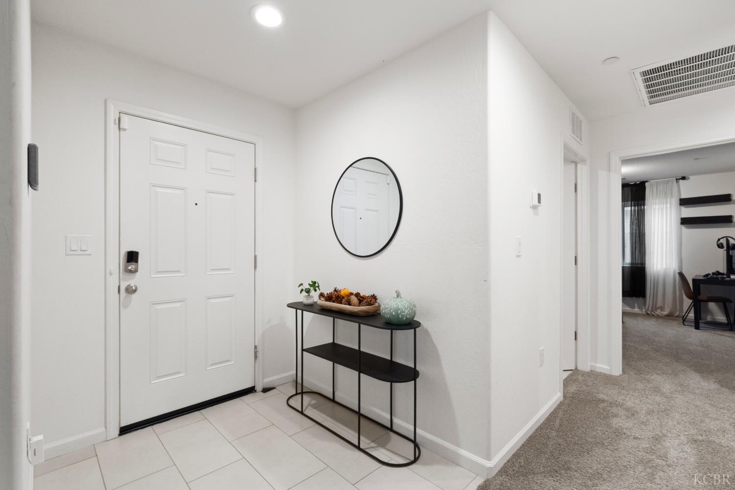 1342 W Butterfield Ln, Hanford, CA 93230