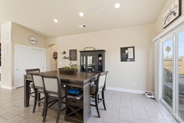 1150 Fire Fall Ave, Lemoore, CA 93245