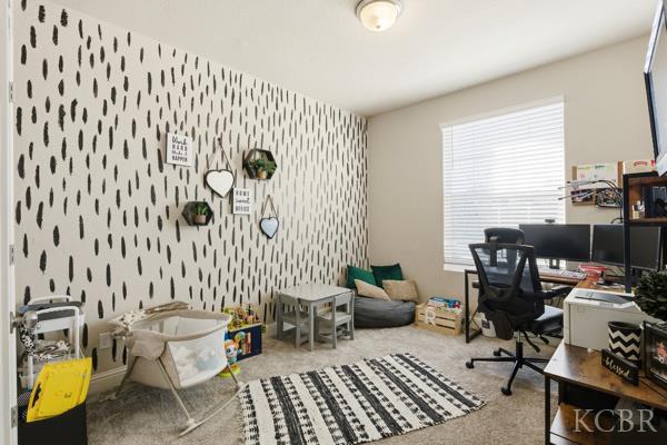 1150 Fire Fall Ave, Lemoore, CA 93245