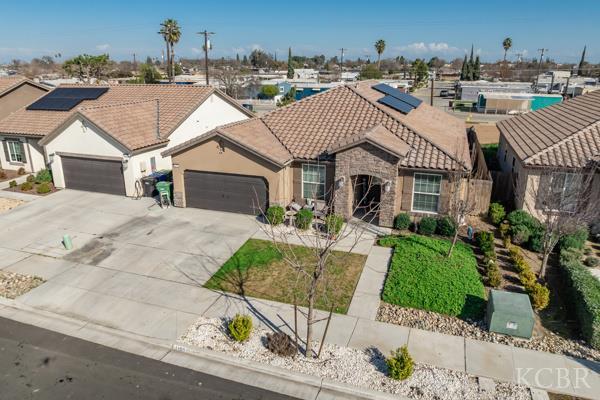 1150 Fire Fall Ave, Lemoore, CA 93245