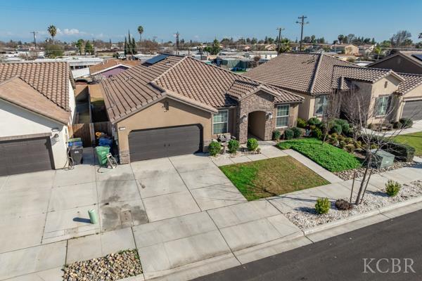 1150 Fire Fall Ave, Lemoore, CA 93245