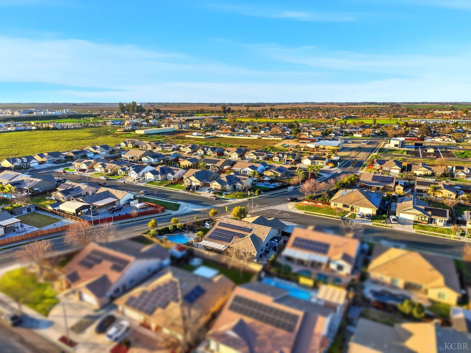 1483 Atlantic Ave, Lemoore, CA 93245