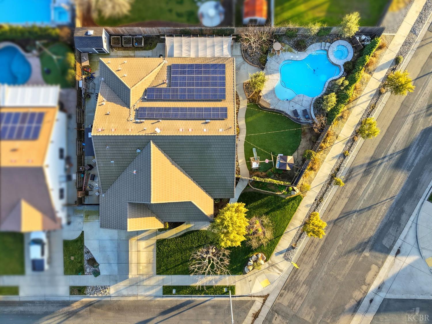 1483 Atlantic Ave, Lemoore, CA 93245