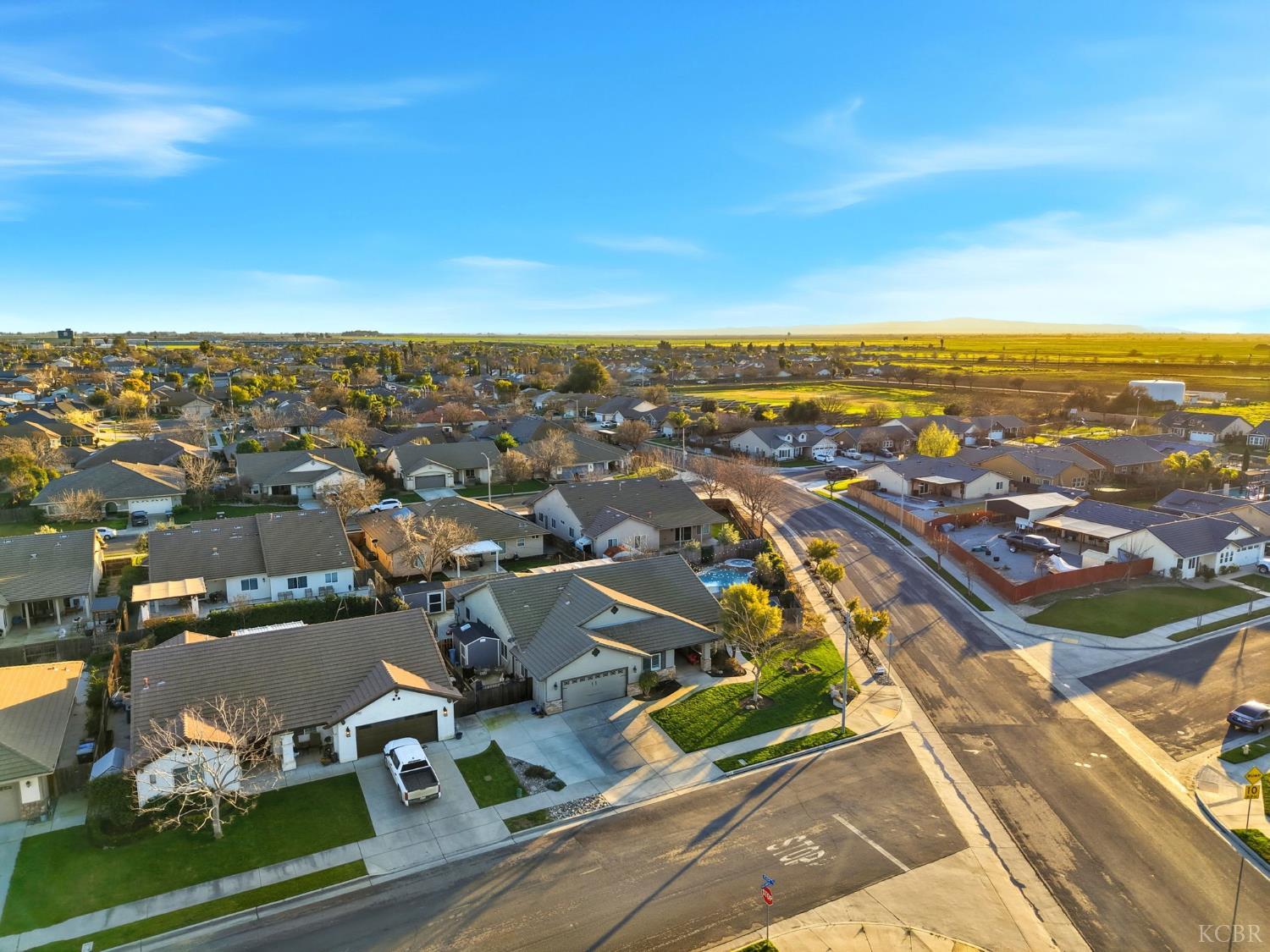 1483 Atlantic Ave, Lemoore, CA 93245