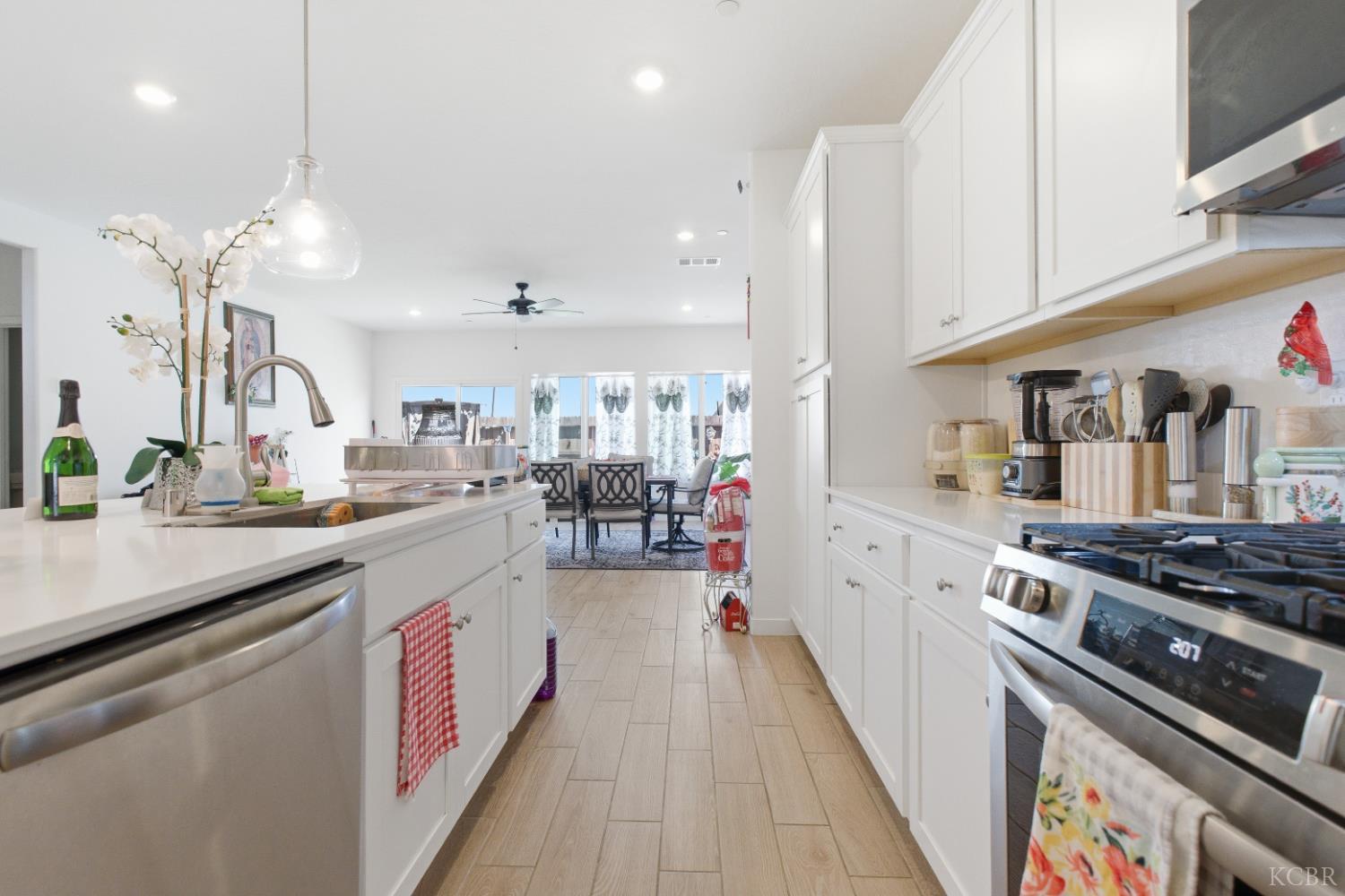 1773 N Sophia St, Hanford, CA 93230