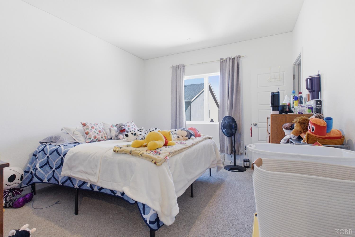 1773 N Sophia St, Hanford, CA 93230