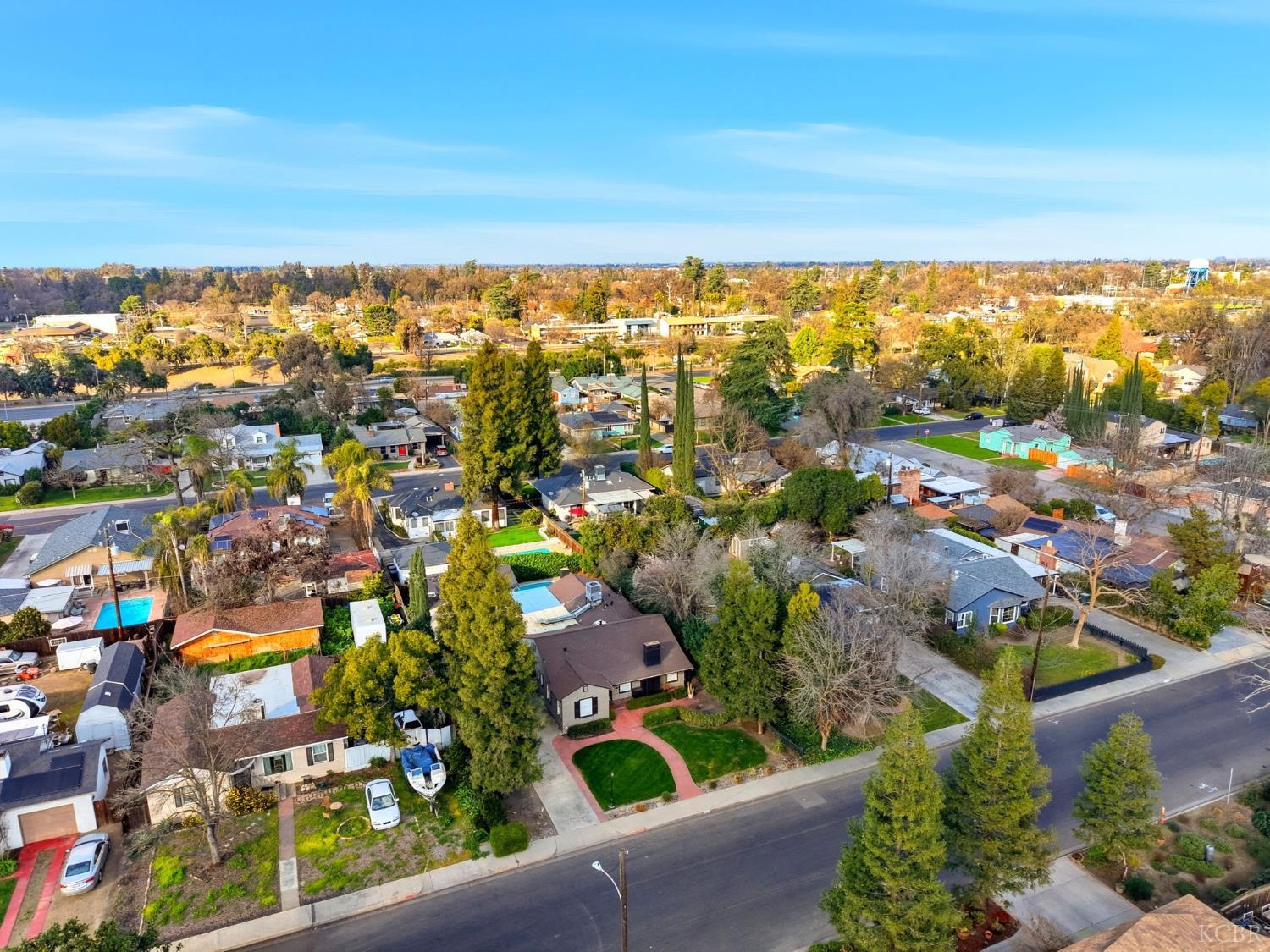 1708 W Myrtle Ave, Visalia, CA 93277