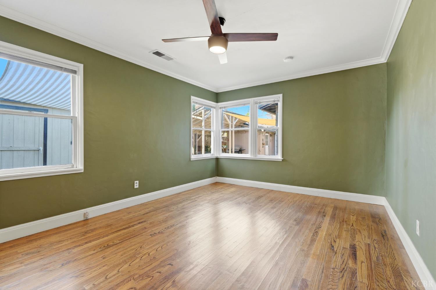 1708 W Myrtle Ave, Visalia, CA 93277