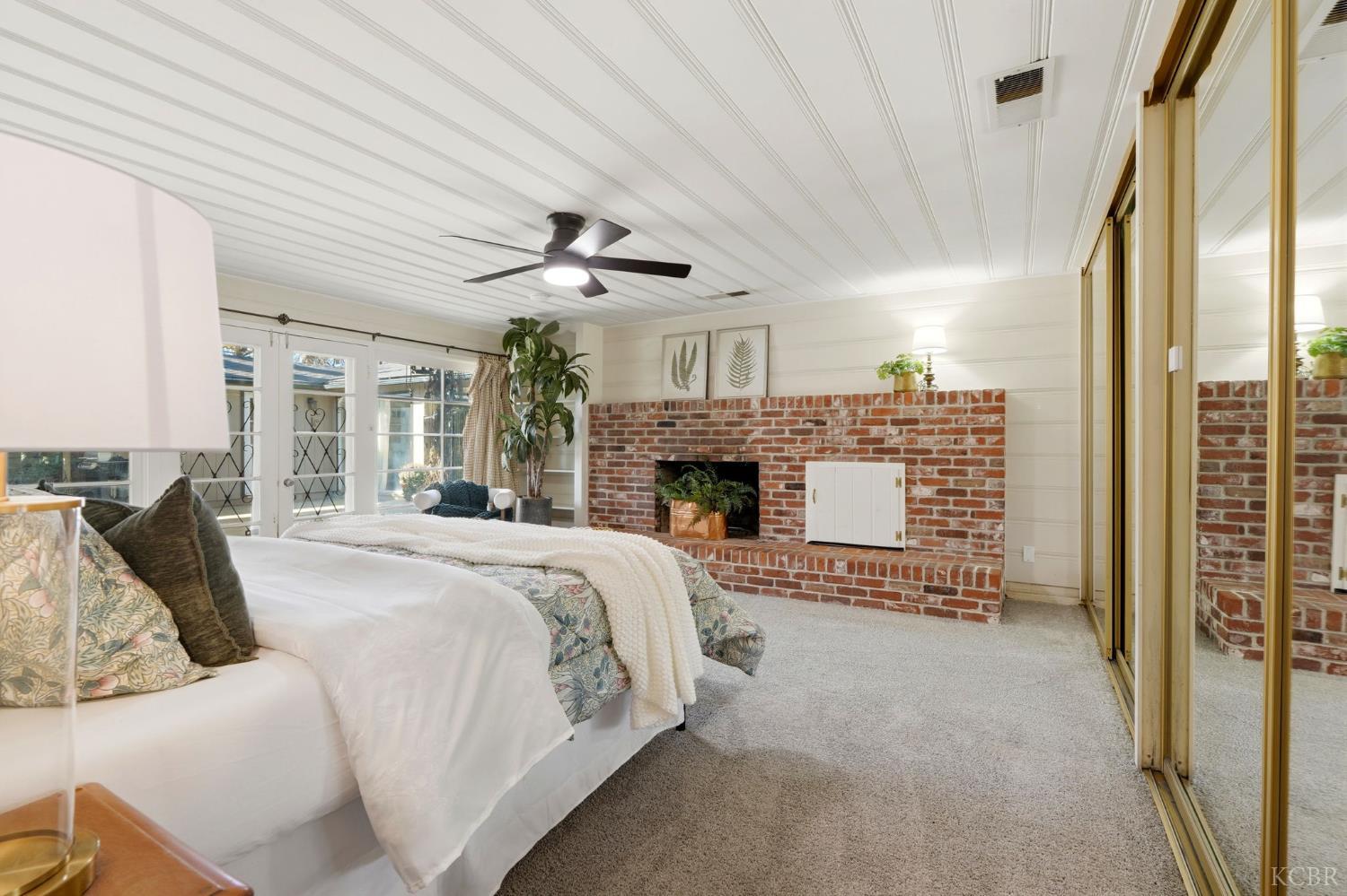 1708 W Myrtle Ave, Visalia, CA 93277