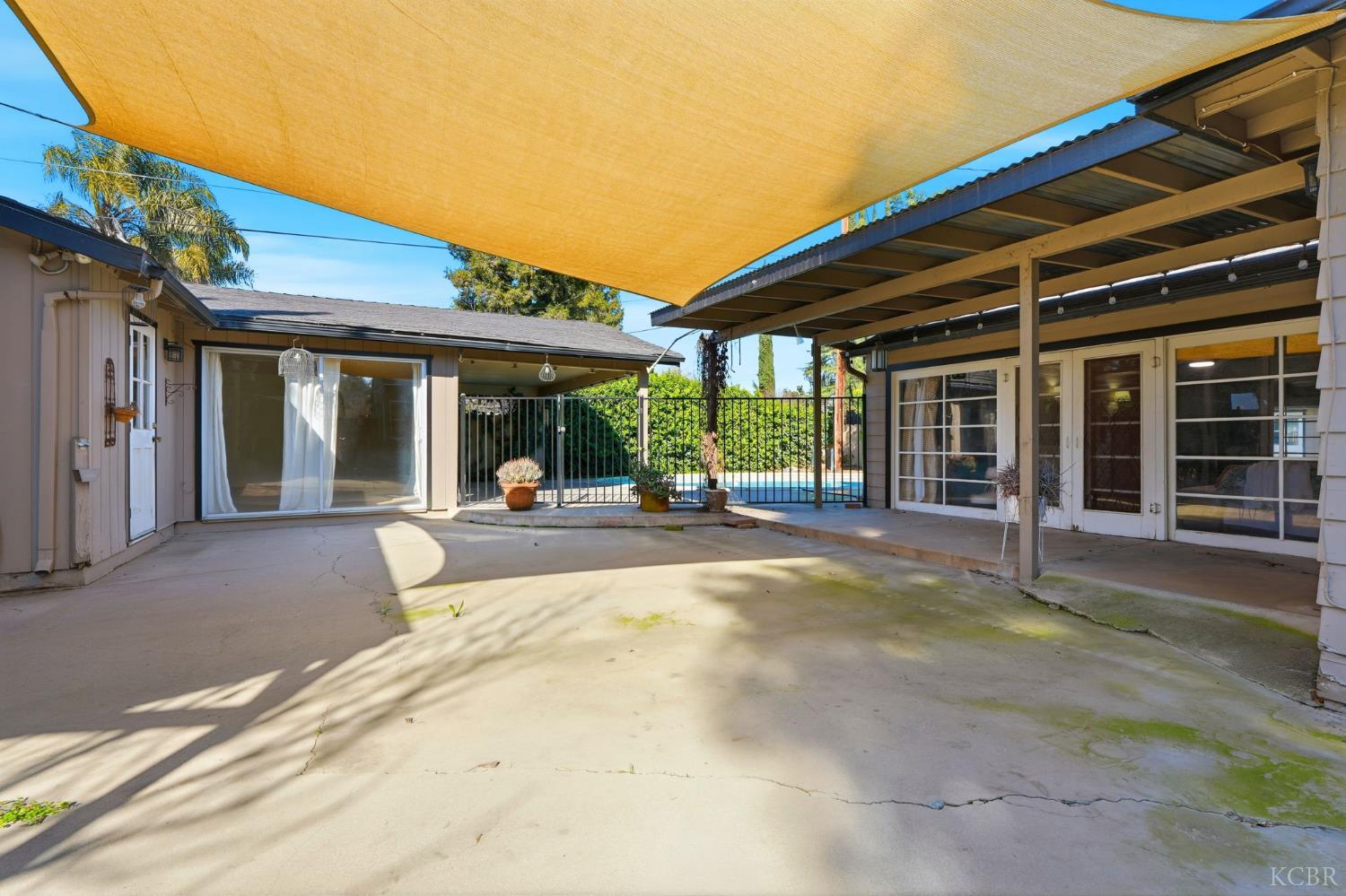 1708 W Myrtle Ave, Visalia, CA 93277