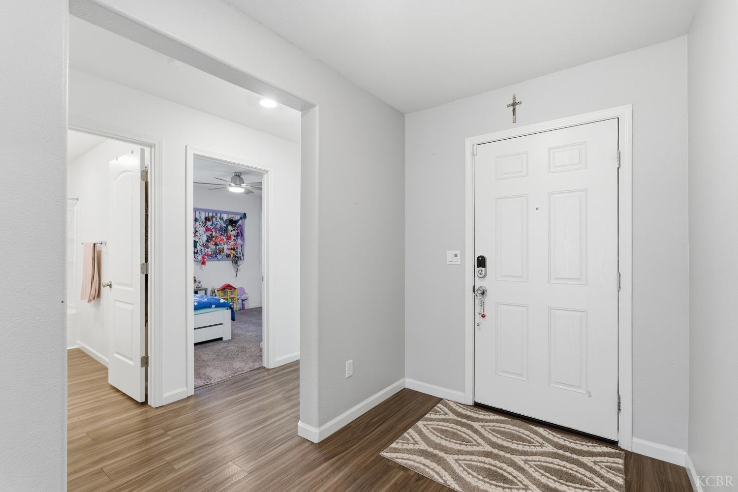 878 E Bonita Ave, Fowler, CA 93625