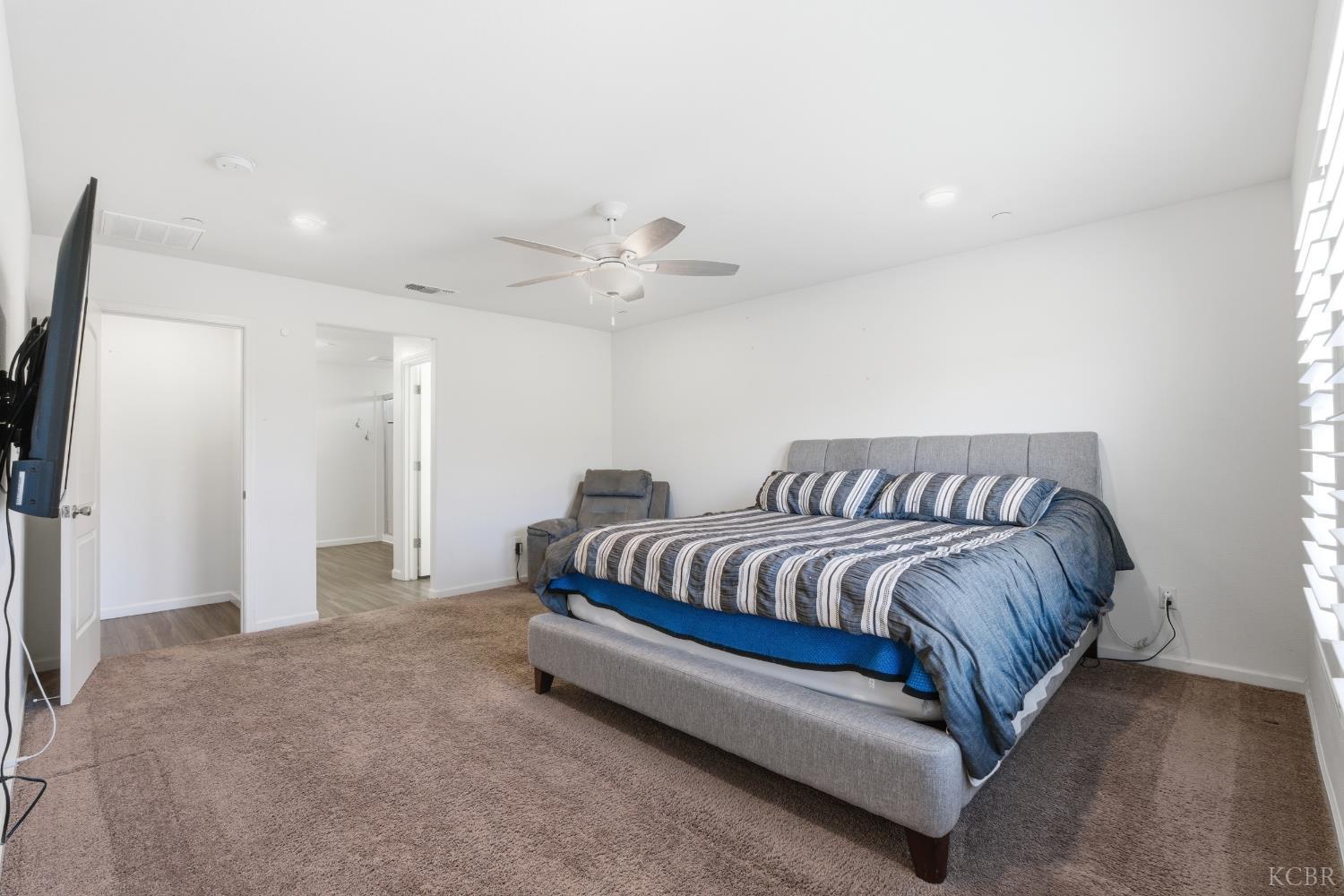 878 E Bonita Ave, Fowler, CA 93625