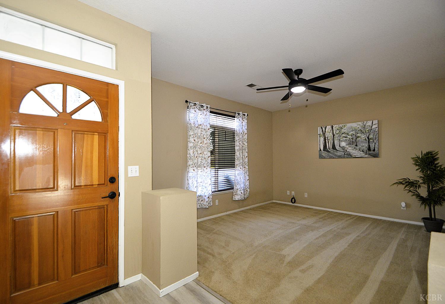 1133 Cousins Ct, Lemoore, CA 93245