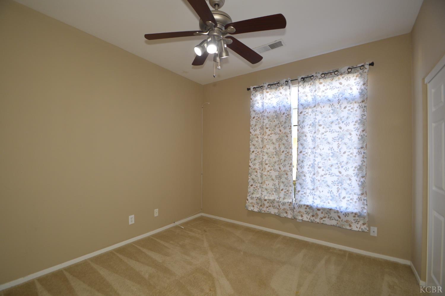 1133 Cousins Ct, Lemoore, CA 93245