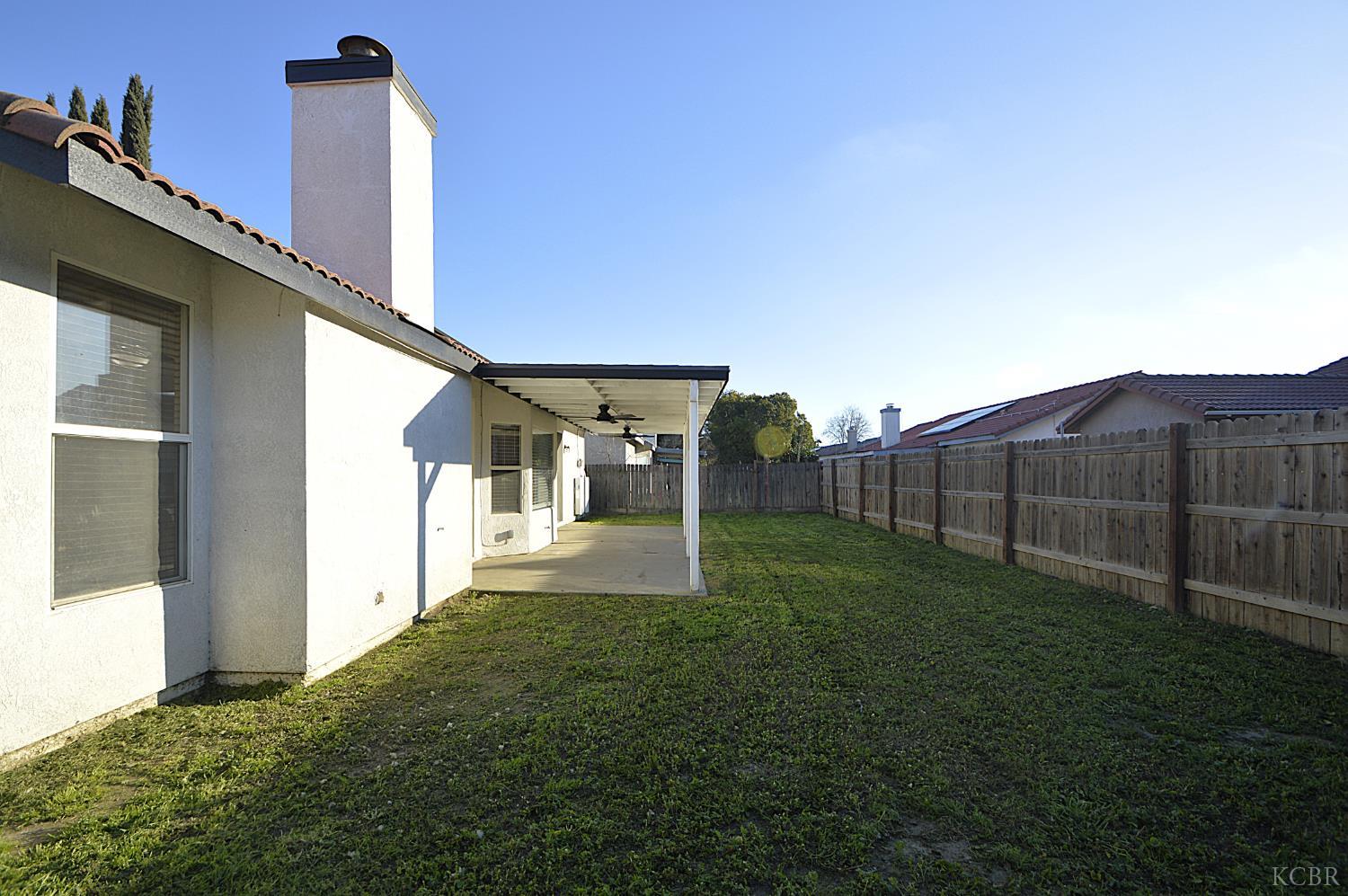 1133 Cousins Ct, Lemoore, CA 93245