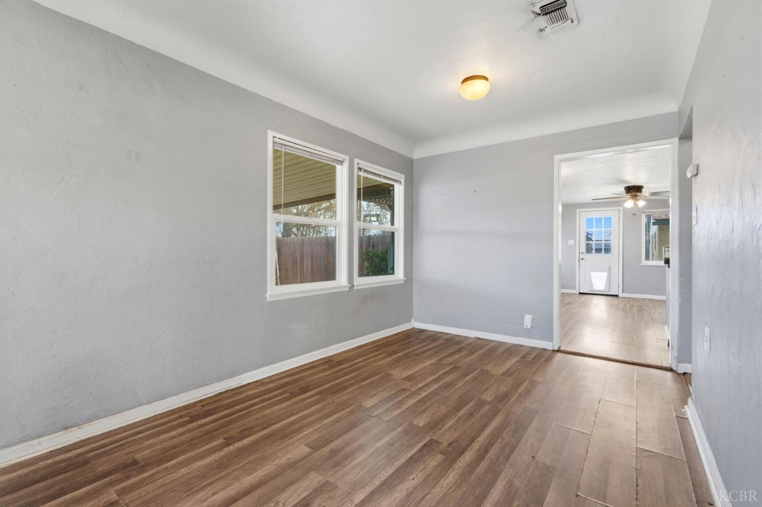 251 Skaggs St, Lemoore, CA 93245