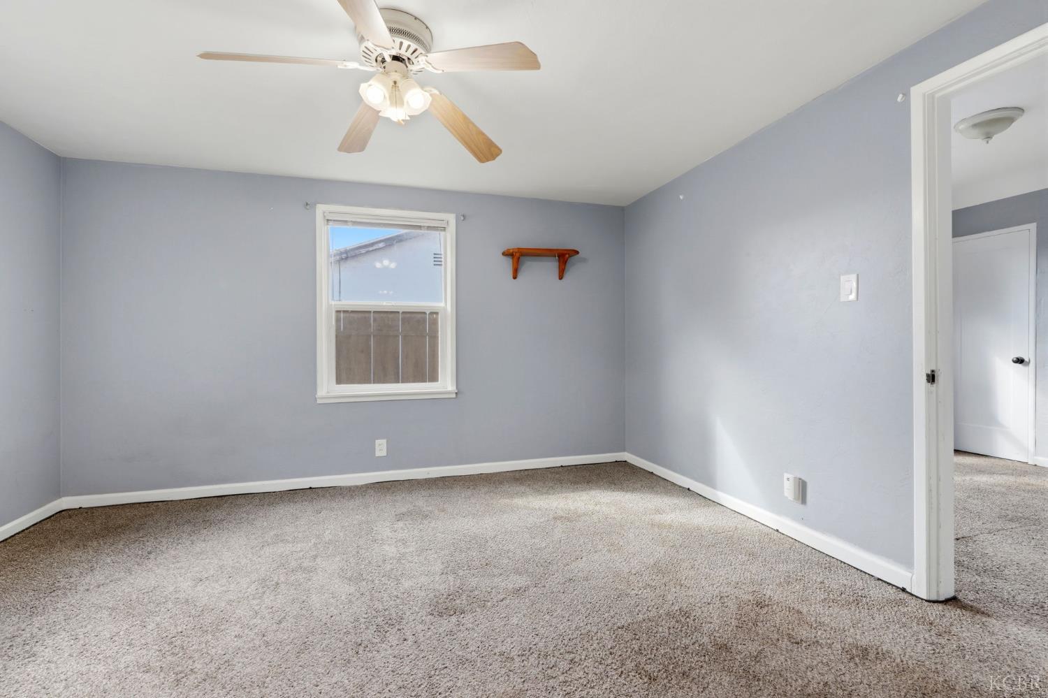 251 Skaggs St, Lemoore, CA 93245