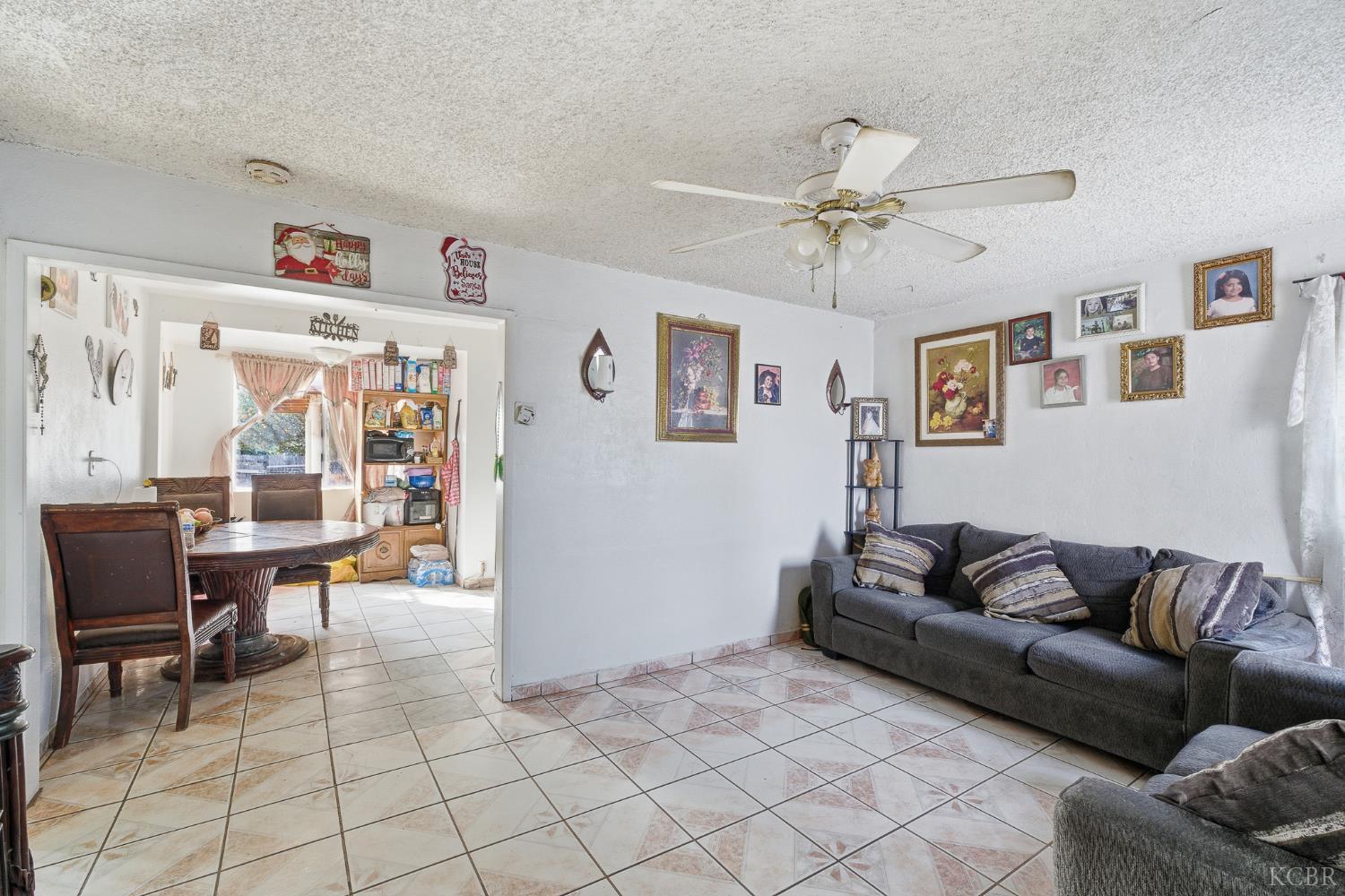 416 E Mariposa, Avenal, CA 93204